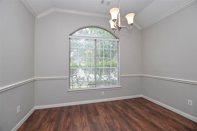 Building Photo - 5814 Windy Knoll Ln