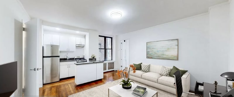 Building Photo - 144 E 46th St
