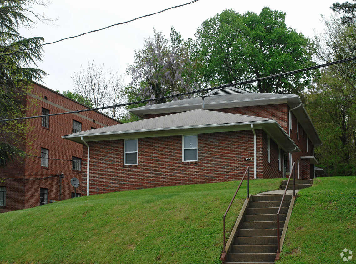 Primary Photo - Sunset Apartments