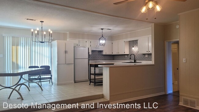 Building Photo - 2 br, 1 bath House - 6871 Wallace Lane B