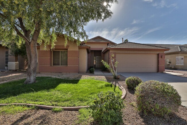 Foto del edificio - Coming soon-Charming Chandler 4 Bed, 2 Bath
