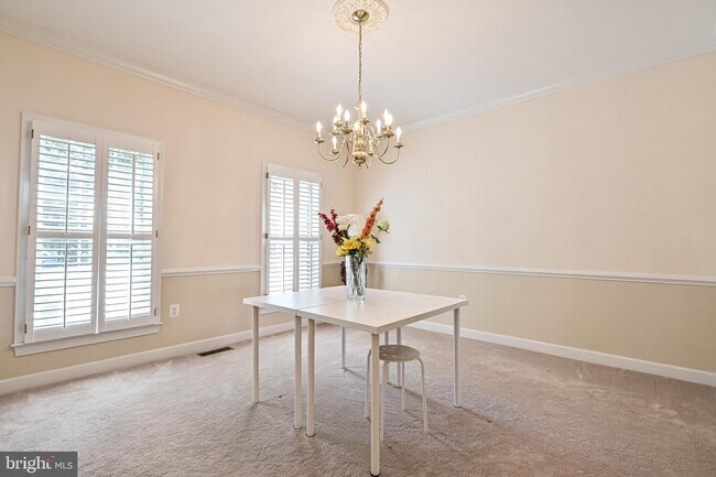 Foto del edificio - 14615 Cedar Knoll Dr