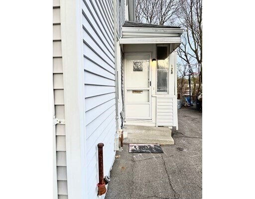Building Photo - 128 Liberty St