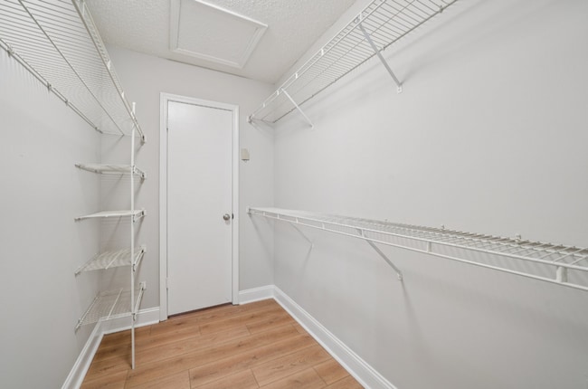 Interior Photo - Valley Square Apartments