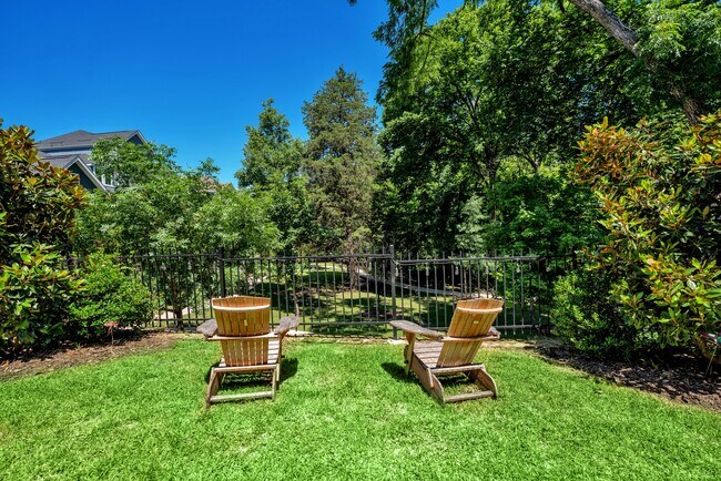 Building Photo - 8045 Emerald Rock Dr