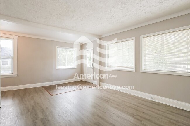 Building Photo - 318 Purcell Ave