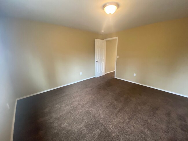 Foto del edificio - 3 Bedroom Home in SW Bend with Bonus Room!