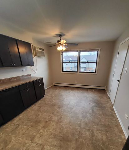 Building Photo - 17307 Lathrop Ave