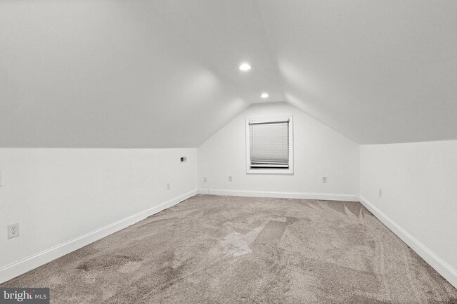 Building Photo - 7922 Babikow Rd