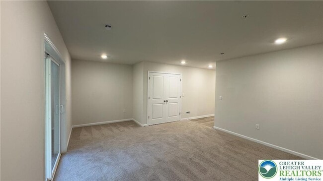 Building Photo - 8209 Brodie Ct