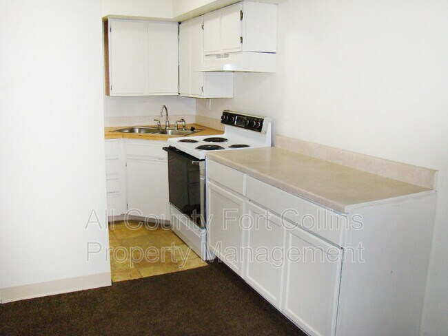 Foto del edificio - 2825 Stanford Rd