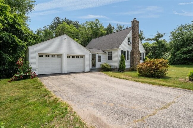 Building Photo - 2340 S County Trl