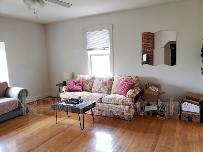 Foto del edificio - 203 Lehigh Ave