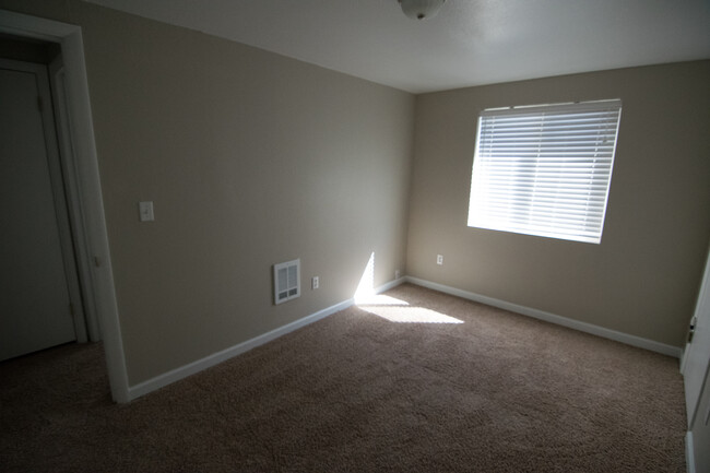 Bedroom #3 - 521 G St SE