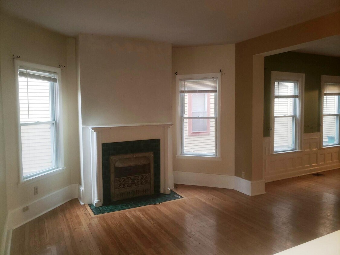 167 Anderson Plz Unit Lower, Buffalo, NY 14222 167 Anderson Plz