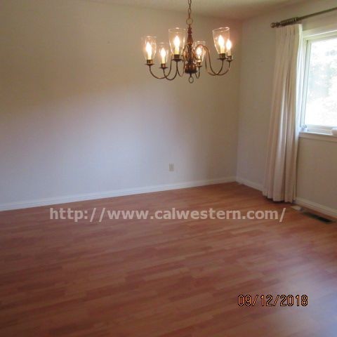 Building Photo - 703 Canterbury Pl