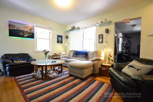 Building Photo - 151 Nonantum St