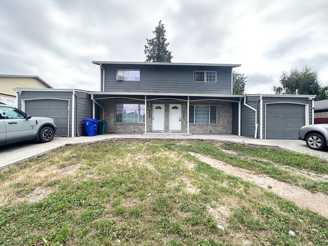Foto del edificio - Lovely Duplex 2 Bed 2 Bath in Gresham, OR!
