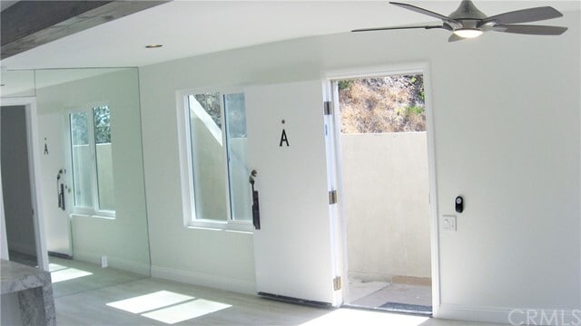 Building Photo - 352 Y Pl