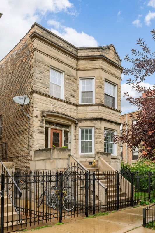 Building Photo - 2520 W Cortez St
