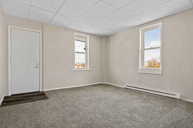 Building Photo - 419-421 6th Street