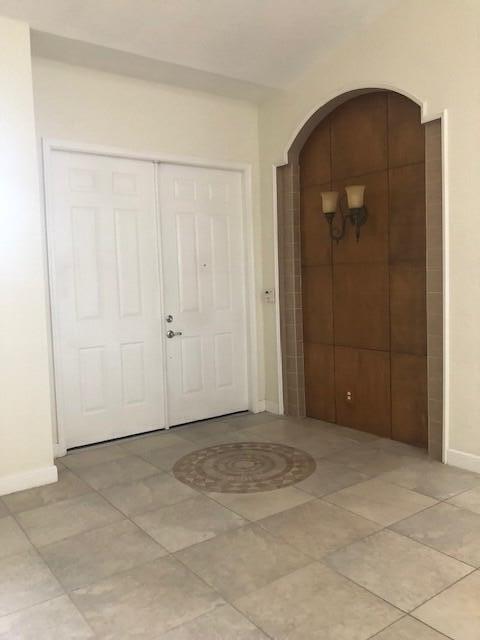 Foto del edificio - 6136 Santa Margarito Dr