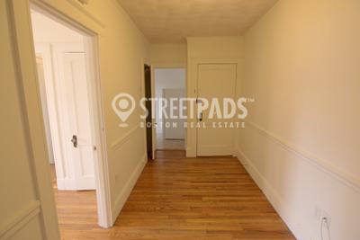 Foto del edificio - 2 bedroom in Somerville MA 02143