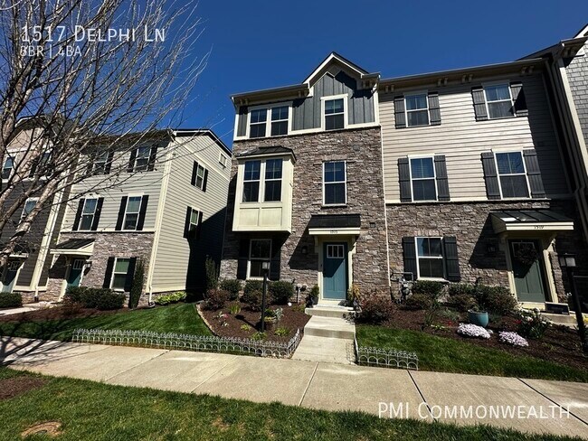 Building Photo - 3 Bed / 3.5 Bath Townhouse (Available 7/1/23)