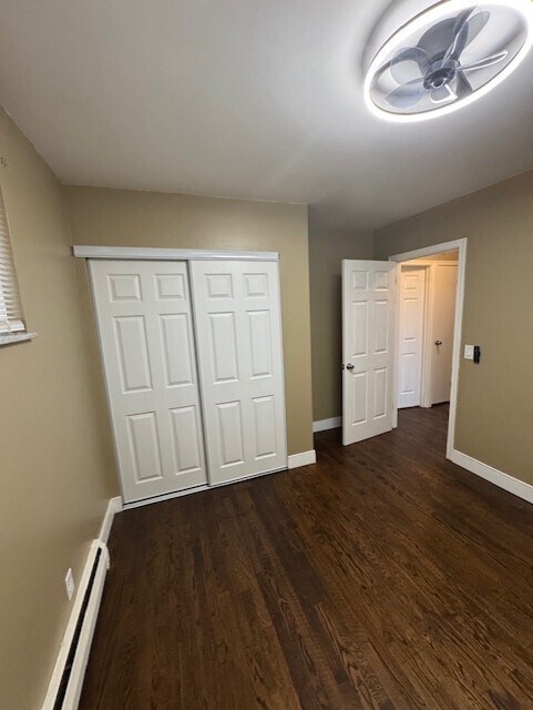 Foto del edificio - 3341 Parkcrest Ln