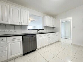 Building Photo - 3800 S Ocean Dr