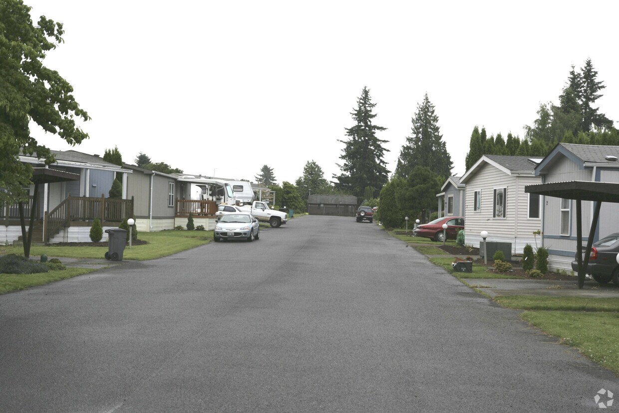 Building Photo - Dogwood Mobile Terrace
