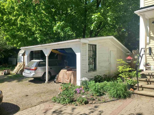 Covered parking - 404 Washington St