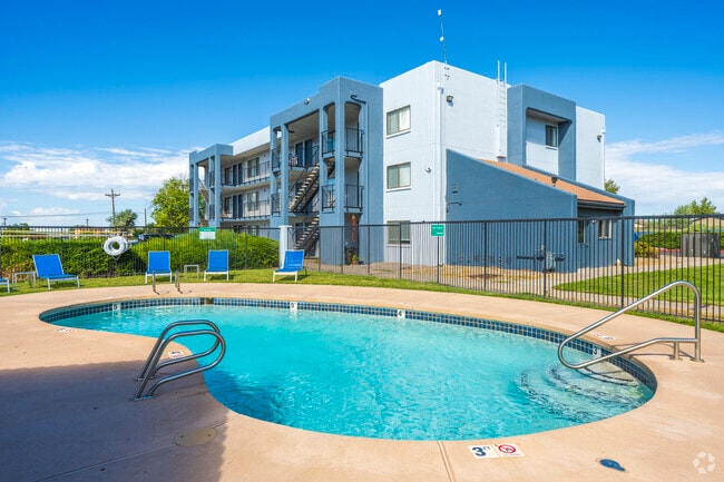 Building Photo - Vista Alegre Apartments
