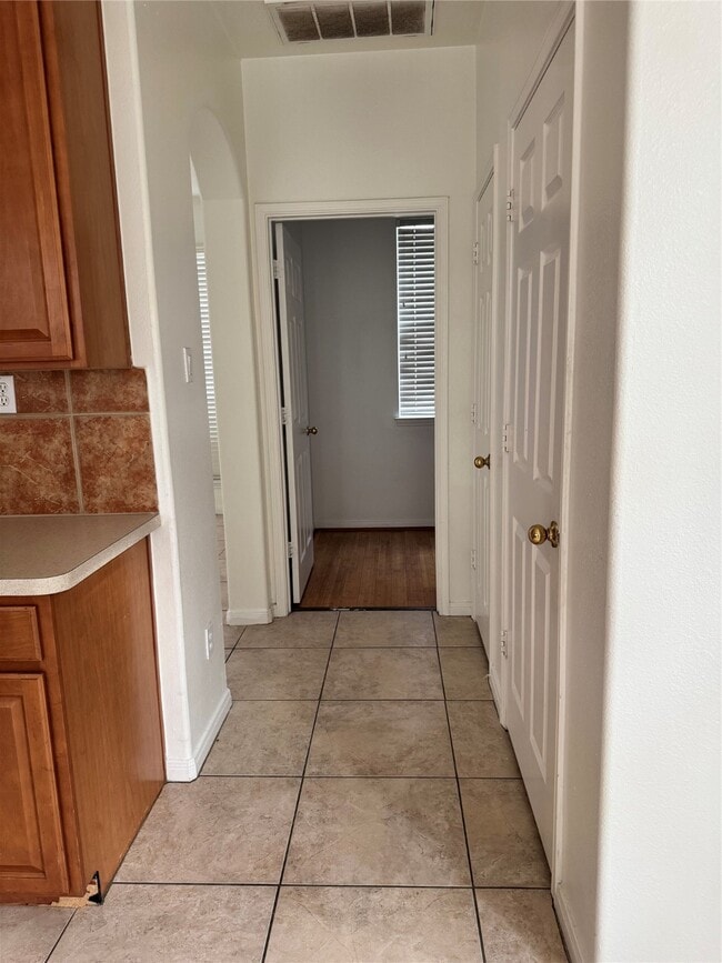 Building Photo - 2710 Sienna Springs Dr