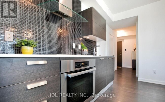 Building Photo - 9 Bogert Ave