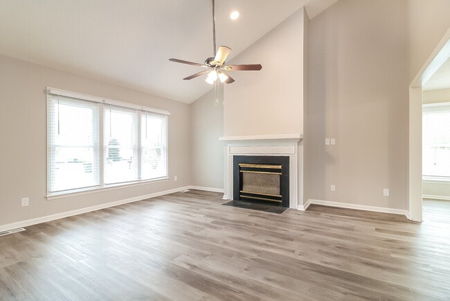 Foto del edificio - 4 Olde Charles Towne Ct