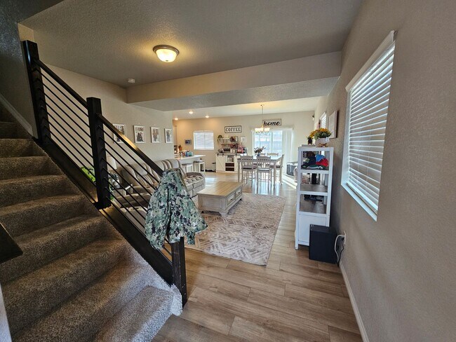 Building Photo - Welcome to this beautiful 3-bedroom, 3-bathroom home located in Lorson Ranch!!