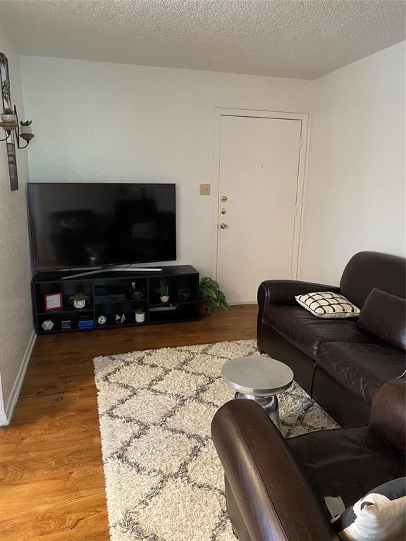 Foto del edificio - 2803 Hemphill Park