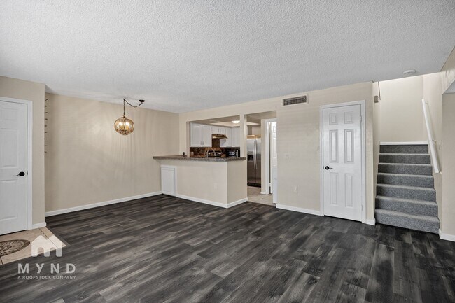 Foto del edificio - 1645 W Baseline Rd