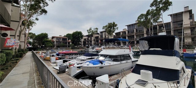 Building Photo - 7217 Marina Pacifica Dr S