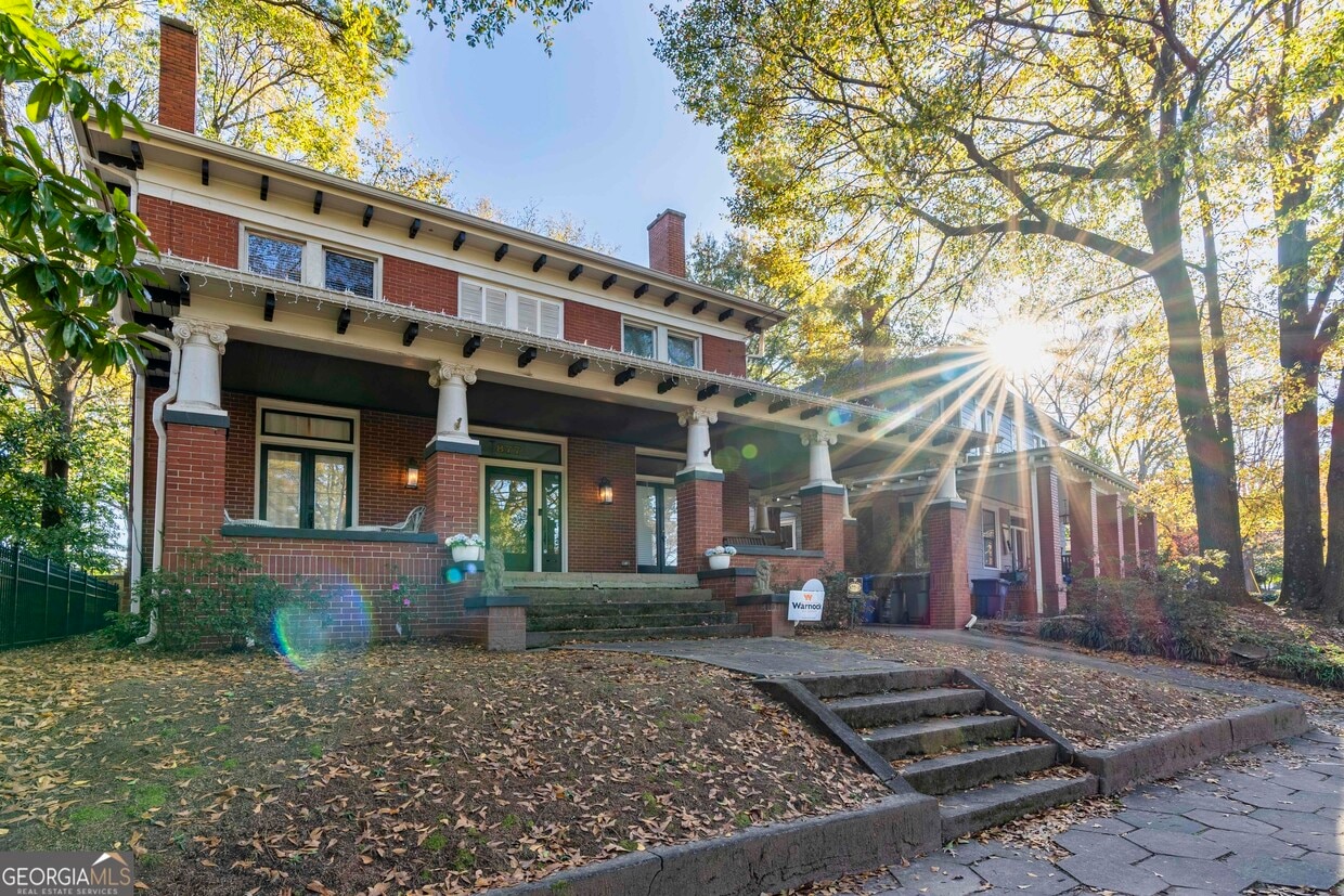 Primary Photo - 877 Edgewood Ave NE