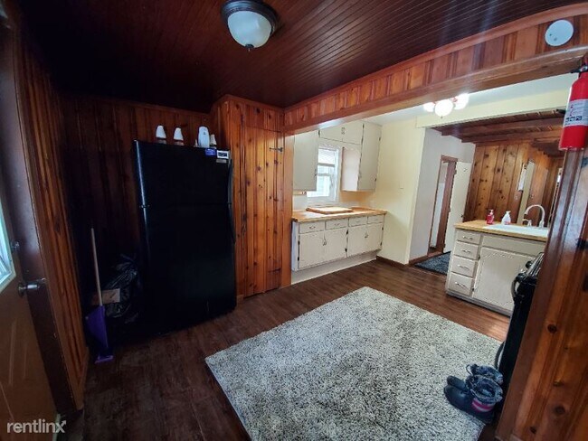 Building Photo - 3 br, 2 bath House - 5755 Orchard Avenue