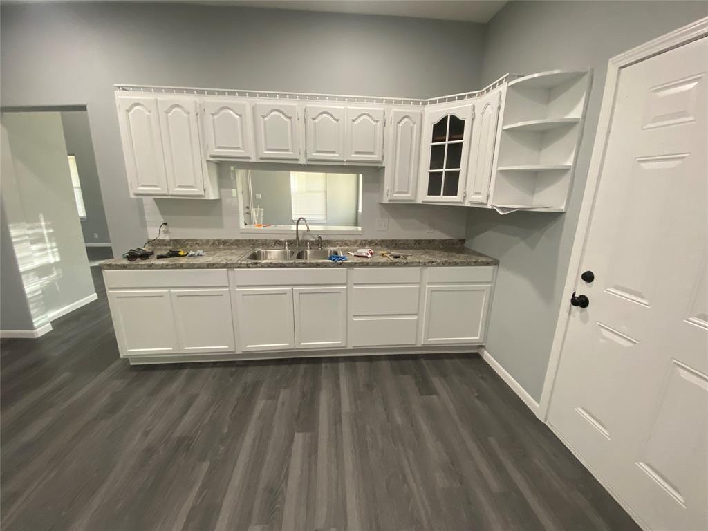 Foto principal - 9205 Intervale St