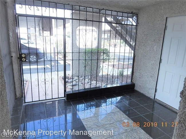 Building Photo - 2 br, 2 bath House - 1729 Jupiter Ct. #C