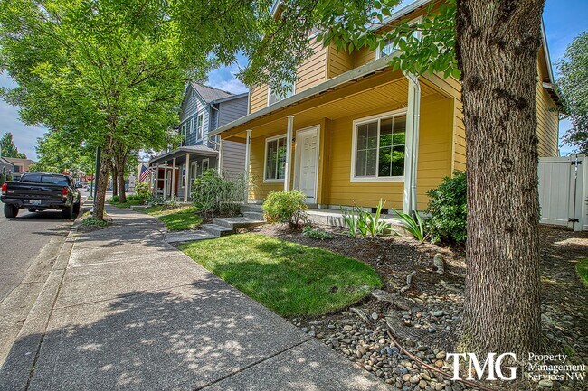 Building Photo - Wonderful 3 Bed 2.5 Bath Home in Battle Gr...