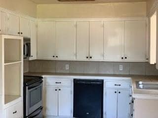 Building Photo - 210 Clower Ct