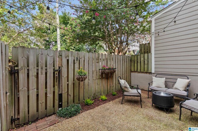 Foto del edificio - 1227 33rd St S