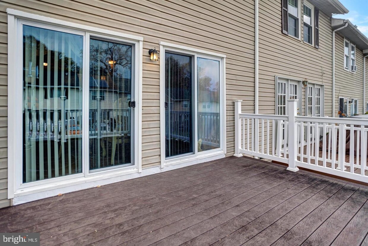 32 Cobber Ln, Baltimore, MD 21229 - Townhome Rentals in Baltimore MD ...