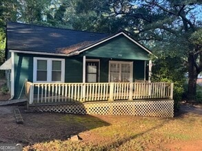 Building Photo - 208 Mobley Cir