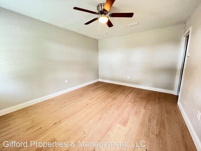 Building Photo - 2 br, 1 bath House - 5930  Wilmar Road